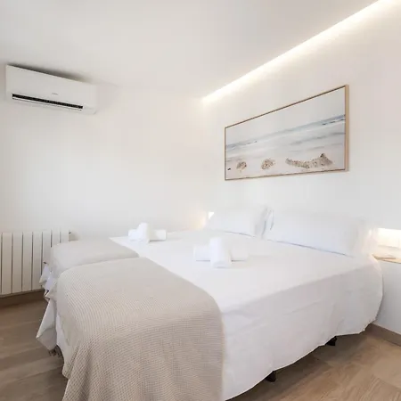 Palmeras 2 Planta 3 Apartment *